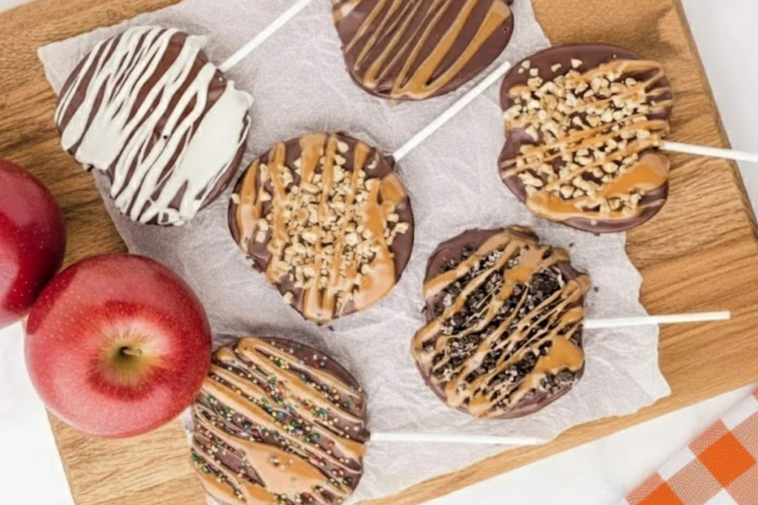 Caramel Apple Slices with Chocolate and Toppings