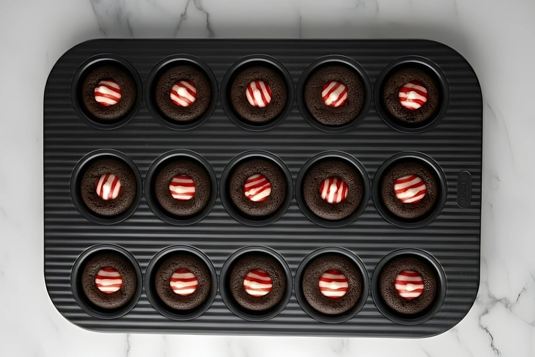 Peppermint Brownie Bites